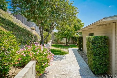10967 Desert Sand Ave, Riverside, CA 92505 photo 27