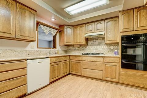 10967 Desert Sand Ave, Riverside, CA 92505 photo 9