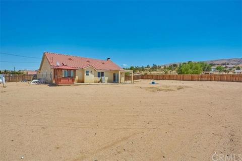 22429 Yamaha Way, Apple Valley, CA 92307 photo 5