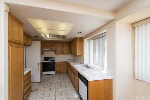 5546 N Cedar Dr, San Bernardino, CA 92407 photo 6
