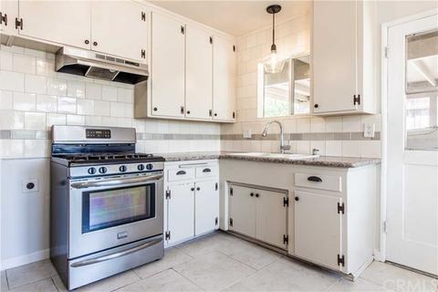 2211 Mentone Blvd, Mentone, CA 92359 photo 4