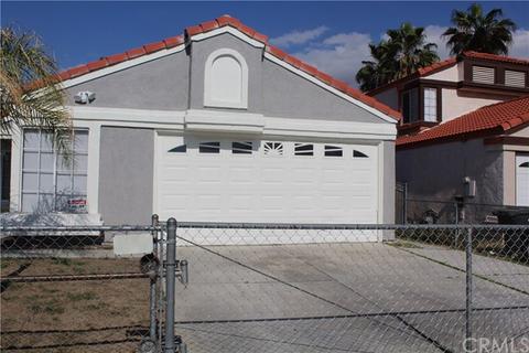 1469 Almond Dr, Perris, CA 92571 photo 2