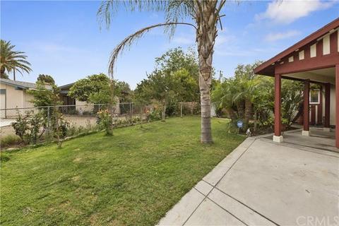 4036 Honeysuckle St, Riverside, CA 92501 photo 6