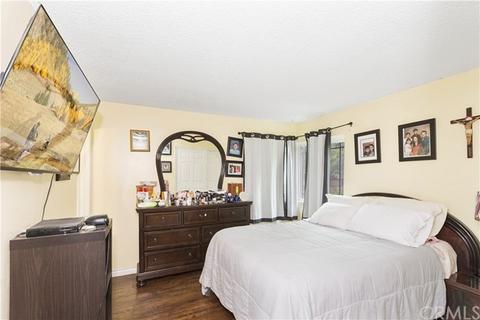 4036 Honeysuckle St, Riverside, CA 92501 photo 18