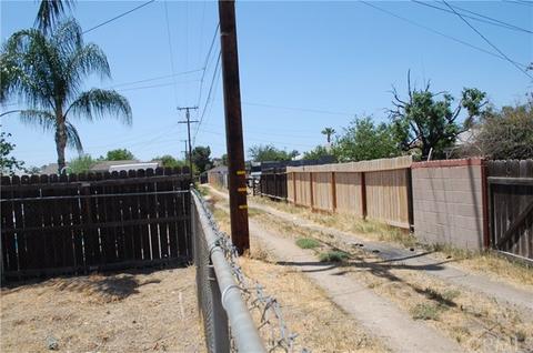 1074 Davids Rd, Perris, CA 92571 photo 16