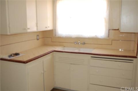 1074 Davids Rd, Perris, CA 92571 photo 4