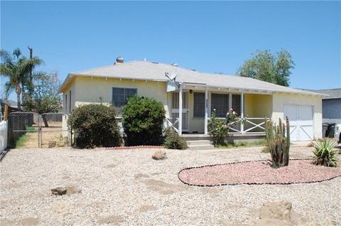 1074 Davids Rd, Perris, CA 92571 photo 1