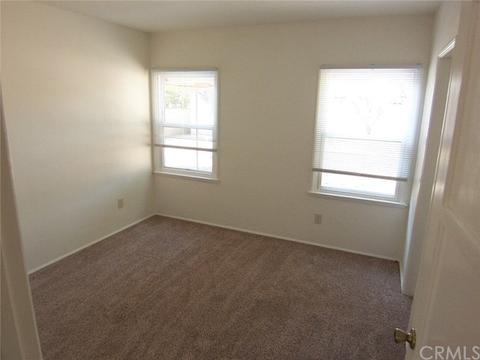 438 W 34th St, San Bernardino, CA 92405 photo 10