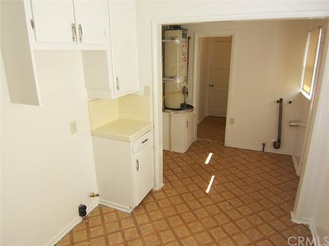 438 W 34th St, San Bernardino, CA 92405 photo 13