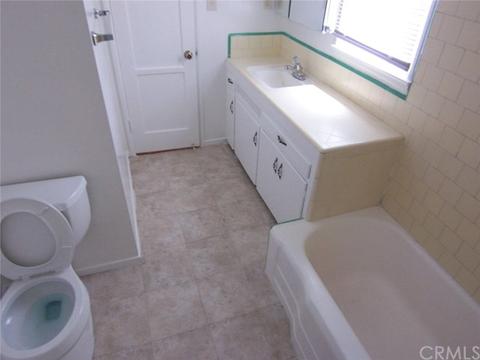 438 W 34th St, San Bernardino, CA 92405 photo 8