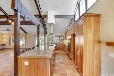 6193 Shaker Dr, Riverside, CA 92506 photo 9