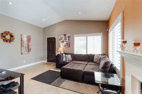 944 Ardmore Cir, Redlands, CA 92374 photo 4