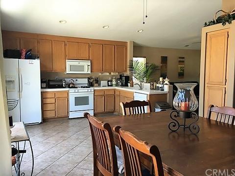 7436 W W Wind Ct, Highland, CA 92346 photo 4