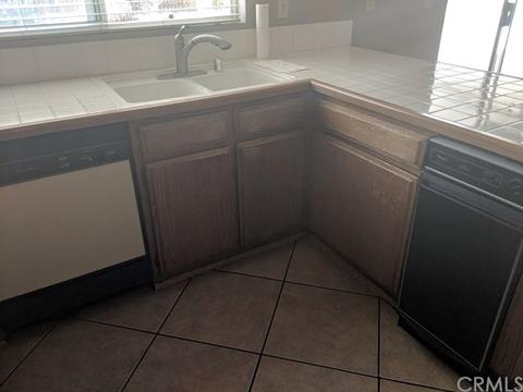 110 W Bowen Rd, Perris, CA 92571 photo 6