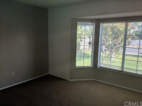 110 W Bowen Rd, Perris, CA 92571 photo 10