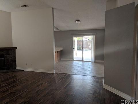 110 W Bowen Rd, Perris, CA 92571 photo 4