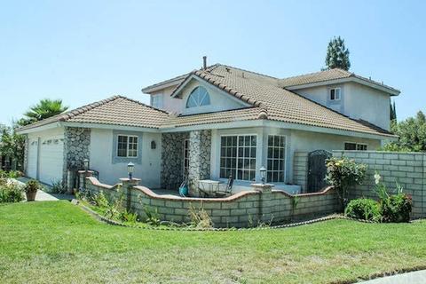 6654 Owl Ct, Riverside, CA 92509 photo 2
