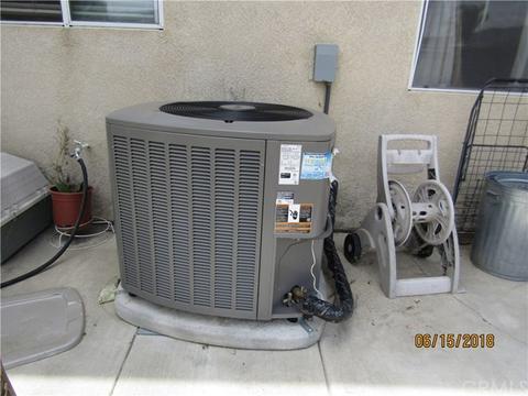 43704 Amazon St, Hemet, CA 92544 photo 8