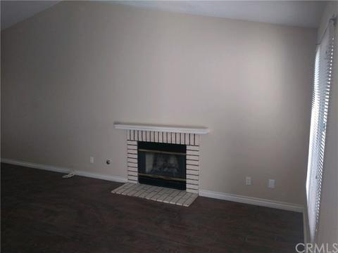 755 Clearwater Dr, Perris, CA 92571 photo 3