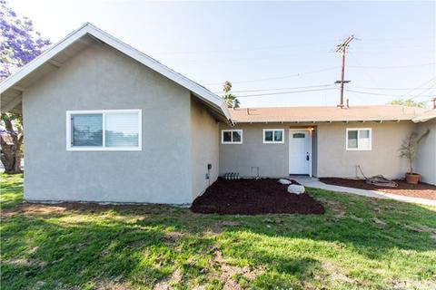 806 W 2nd St, Rialto, CA 92376 photo 9