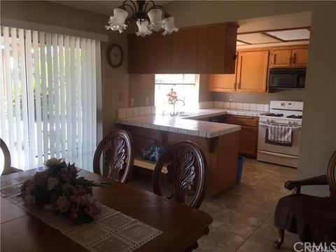6676 Solano Dr, Riverside, CA 92509 photo 2