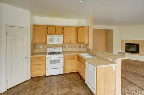 2181 Murrieta Rd, Perris, CA 92571 photo 9