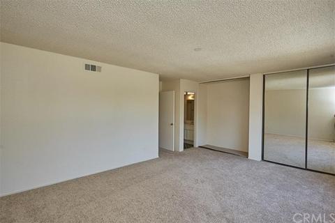 850 Wedgewood Ct, Rialto, CA 92376 photo 15
