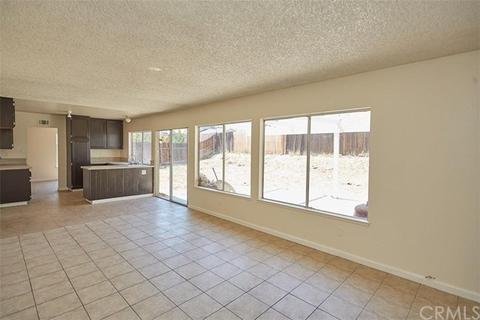 850 Wedgewood Ct, Rialto, CA 92376 photo 9