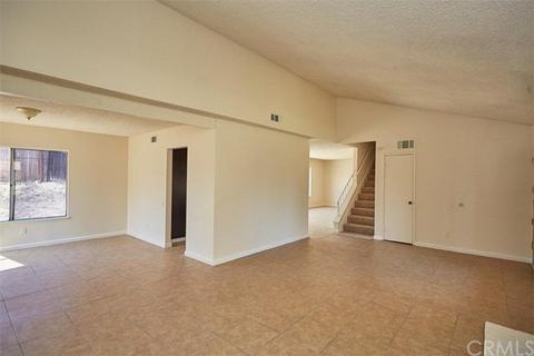 850 Wedgewood Ct, Rialto, CA 92376 photo 6