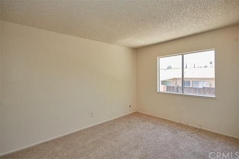 850 Wedgewood Ct, Rialto, CA 92376 photo 17