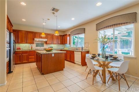 1574 Silver Cup Ct, Redlands, CA 92374 photo 5