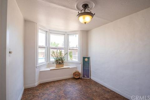 1829 Spring Garden St, Riverside, CA 92507 photo 11