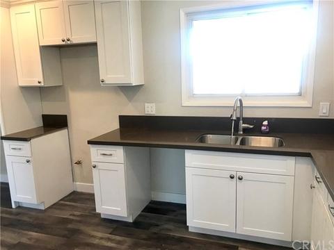 26975 Messina St, Highland, CA 92346 photo 8