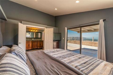 3137 Nutmeg Dr, Corona, CA 92882 photo 22