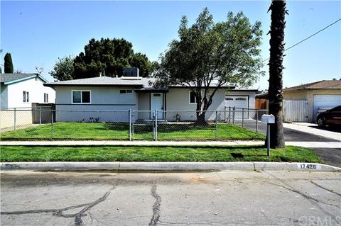 17426 Holly Dr, Fontana, CA 92335 photo 2
