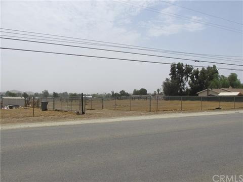 23590 Marshall, Perris, CA 92570 photo 4
