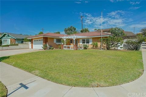641 W Mesa Dr, Corona, CA 92879 photo 2