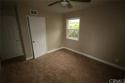 201 E Van Koevering St, Rialto, CA 92376 photo 11