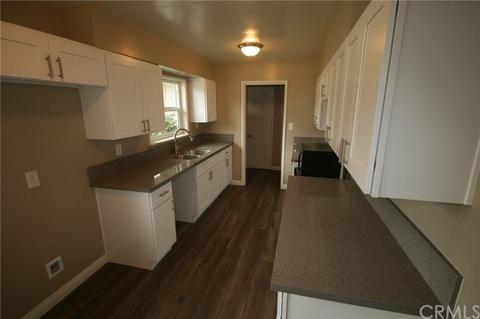 201 E Van Koevering St, Rialto, CA 92376 photo 3