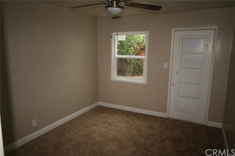 201 E Van Koevering St, Rialto, CA 92376 photo 10