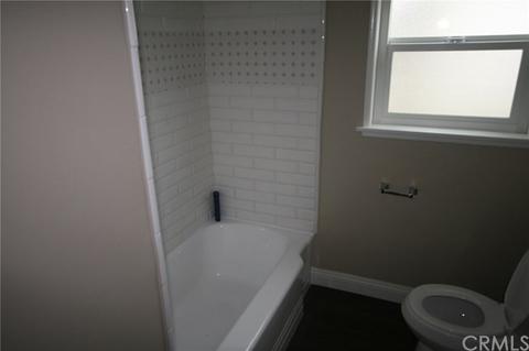 201 E Van Koevering St, Rialto, CA 92376 photo 8
