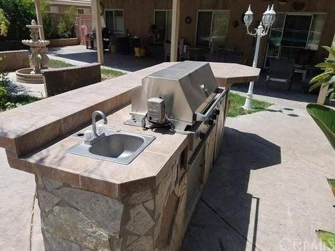 3361 Chiltern Way, Corona, CA 92881 photo 7
