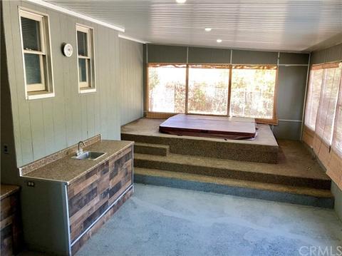 7555 Mount Vernon St, Riverside, CA 92504 photo 9