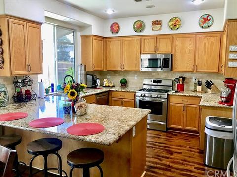 7533 Bear Creek Dr, Fontana, CA 92336 photo 9
