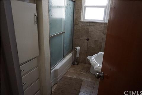 8438 45th St, Riverside, CA 92509 photo 3