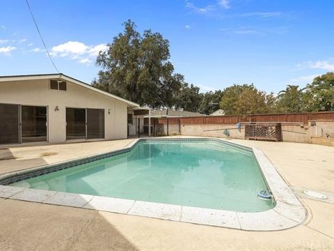 3449 Sunnyside Dr, Riverside, CA 92506 photo 22