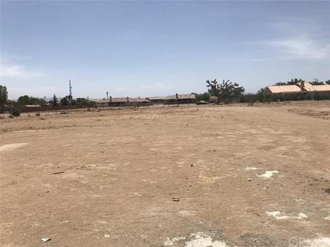 15873 Willow St, Hesperia, CA 92345 photo 9
