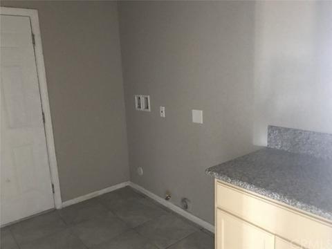 15873 Willow St, Hesperia, CA 92345 photo 6