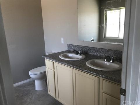 15873 Willow St, Hesperia, CA 92345 photo 5