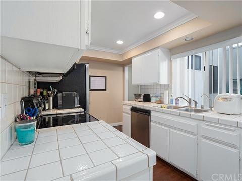 364 Prairie Ct, Brea, CA 92821 photo 9